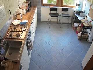 voyeurcam julmodels kitchen 2